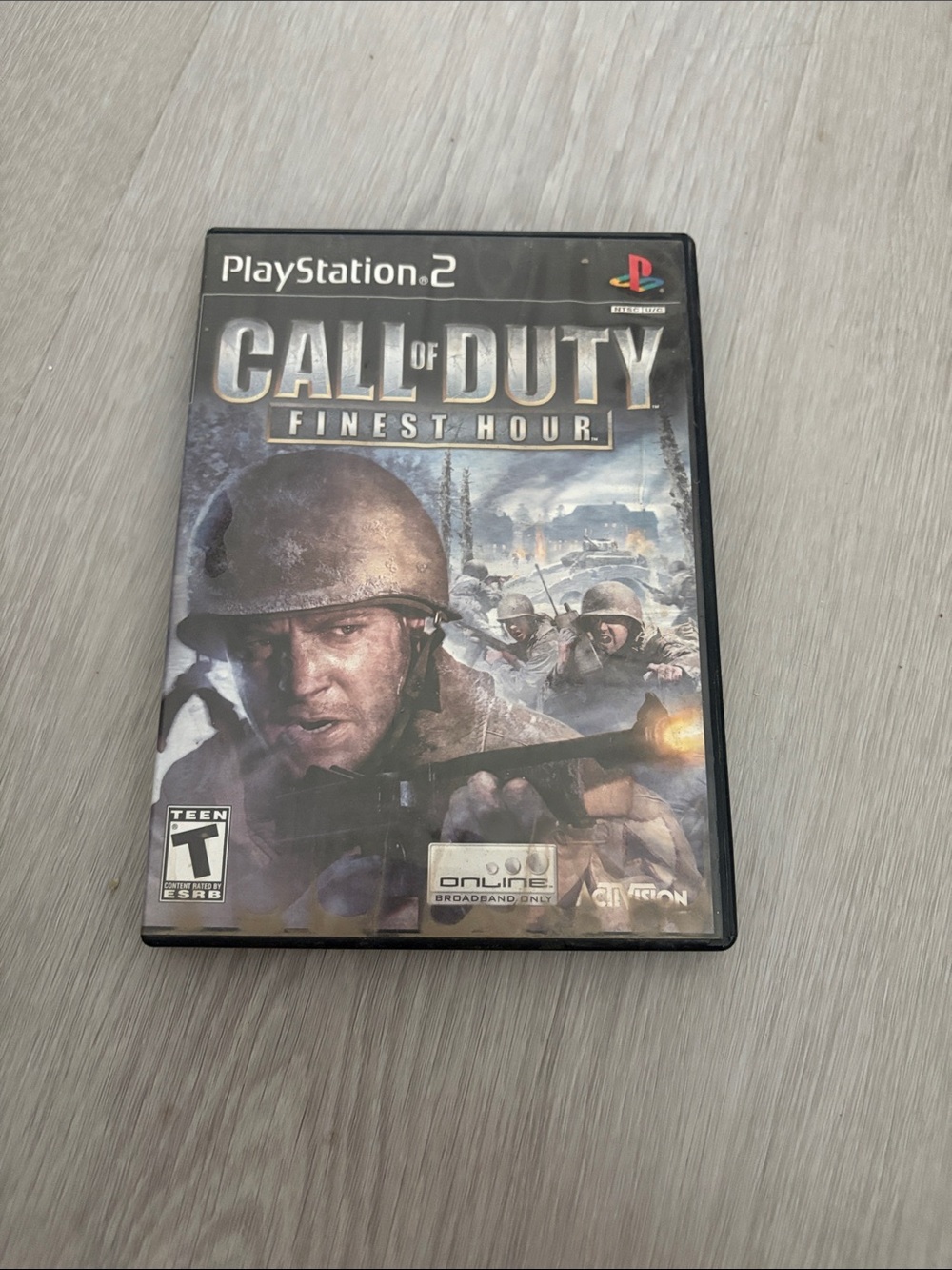 Sony PlayStation 2 Call of Duty: Finest Hour — Black Case with War Cover Art